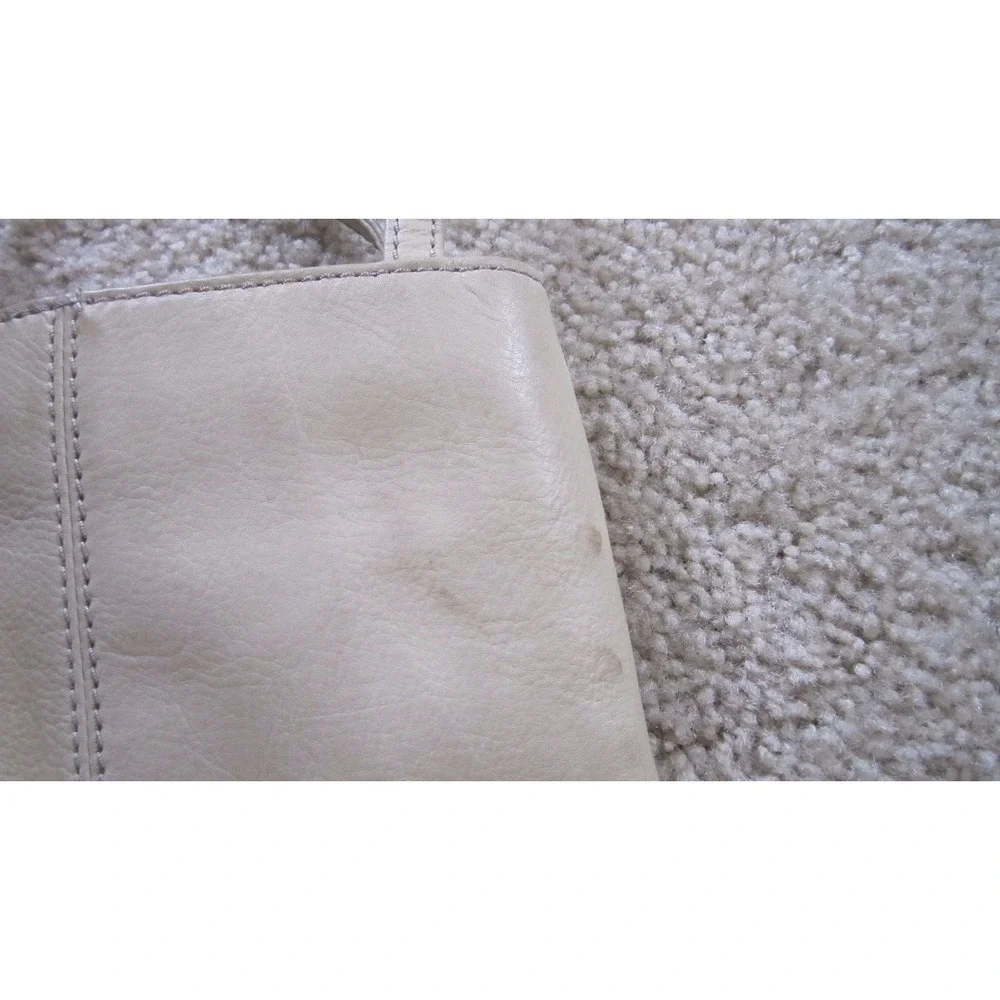 FOSSIL Cream Leather Purse 75082 Small Tote Style 9 1/2 Tall Two Handles‎